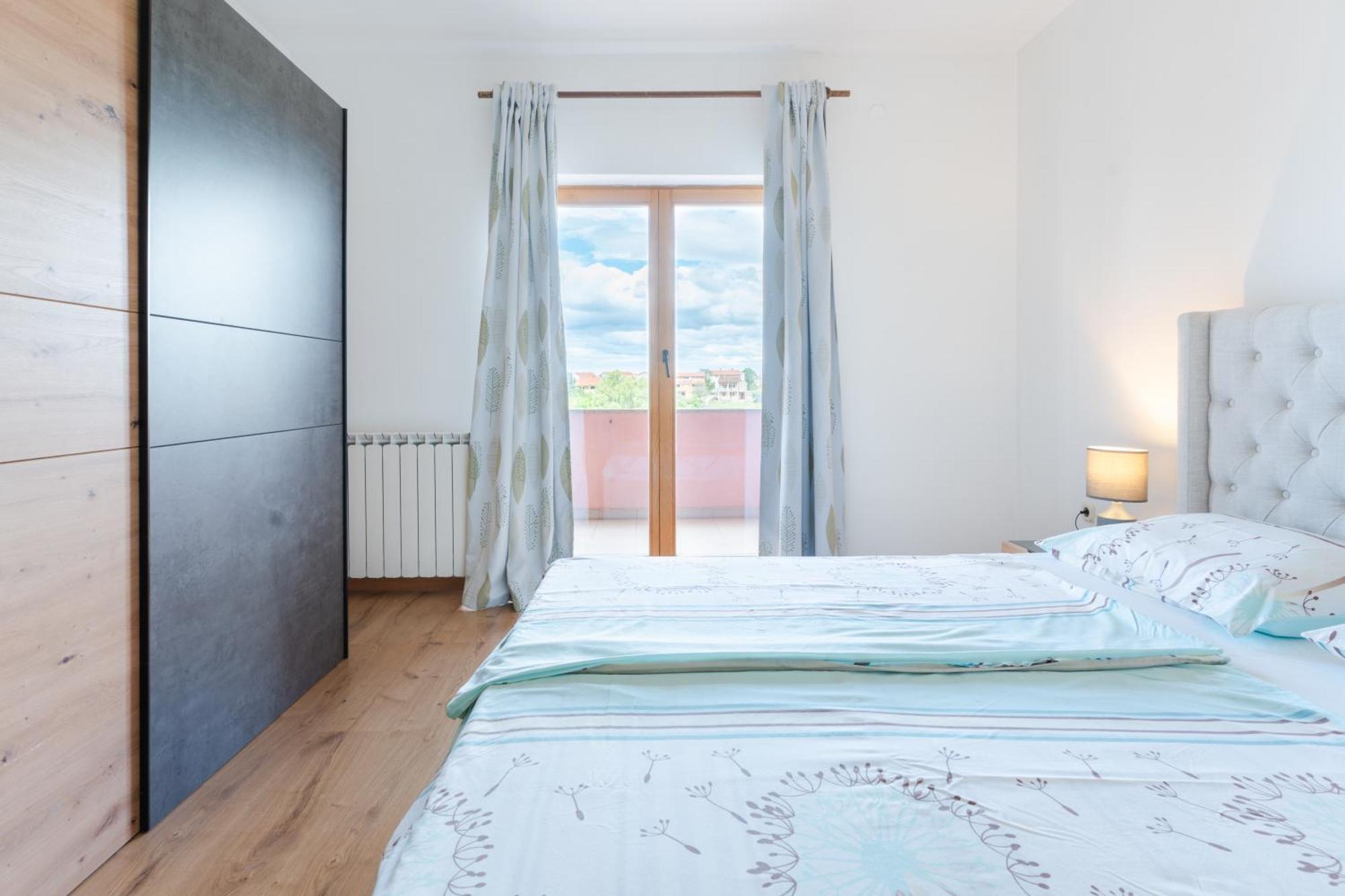 Sunny Apartment Valbandon Fažana Rum bild